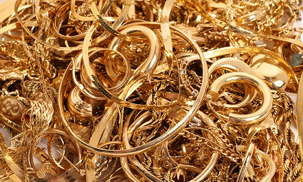 Pile of jewelry made of gold and precious metals